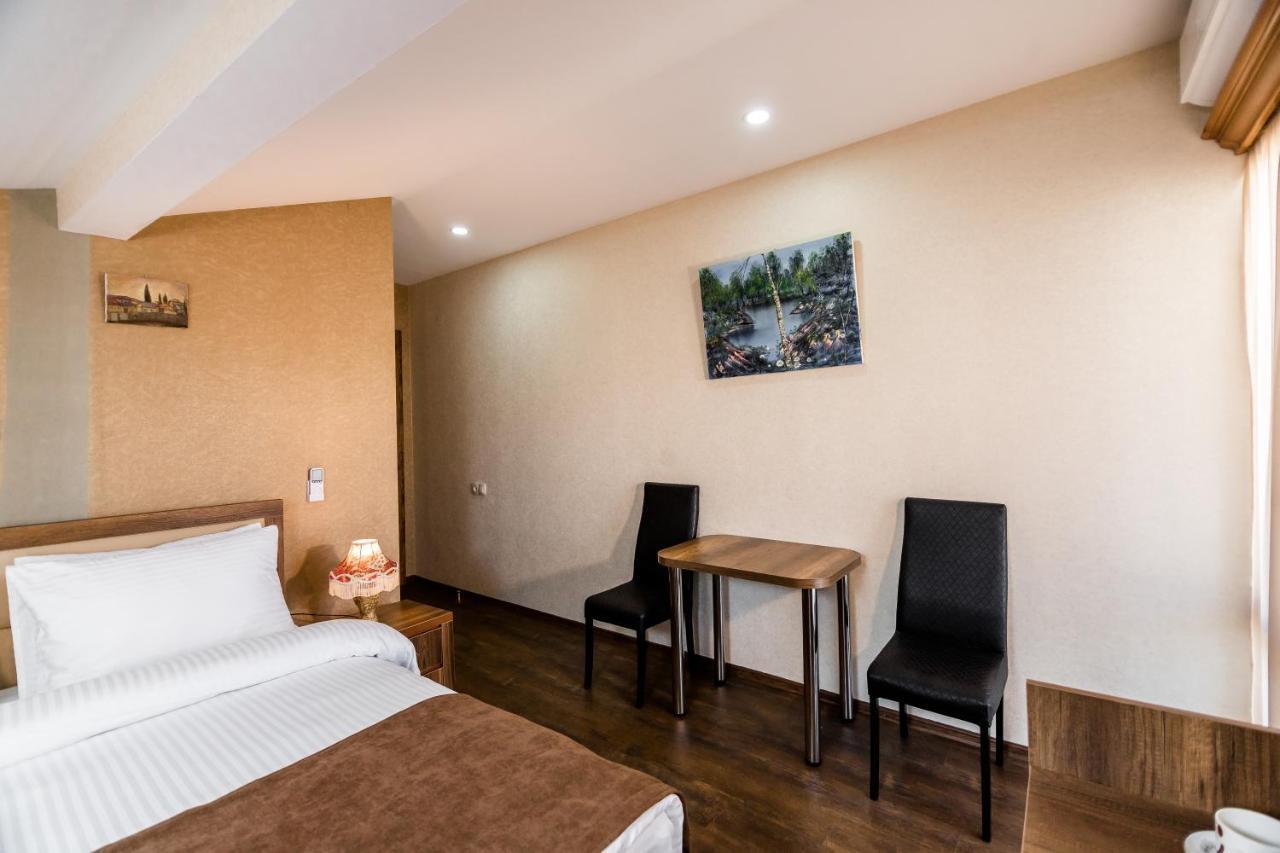 George Hotel Tiflis Exterior foto